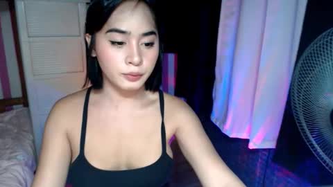Snapshot of xxjasminfoxxx chatting on February 23, 8:22 am xxjasminfoxxx online show from February 23, 8:22 am
