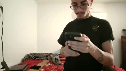 Snapshot of xxjasoneecxx chatting on January 14, 9:30 pm XxJasoneecxX online show from January 14, 9:30 pm