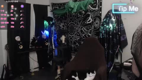 Lilith online show from February 27, 2:21 am