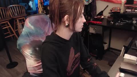 Lilith online show from November 1, 2:57 am