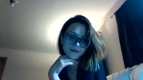 xxlily_monroexx online show from September 18, 5:31 am