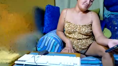 xxloveheart online show from March 24, 10:15 pm