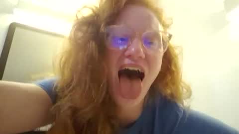xxmariebliss online show from July 10, 1:25 pm