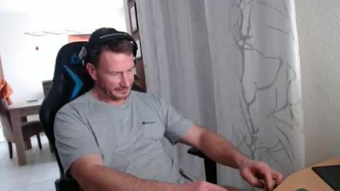 xxmettexx online show from March 28, 2:49 pm