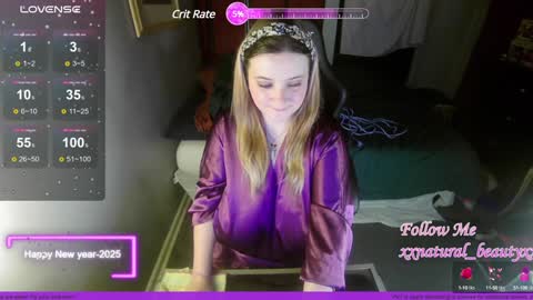 Snapshot of xxnatural_beautyxx chatting on January 1, 4:39 am Princess Peach  Jade  Felix online show from January 1, 4:39 am