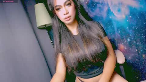 Lara online show from February 10, 9:04 pm