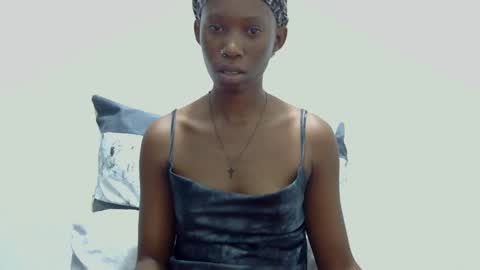 xxsexytalia28 online show from March 4, 4:52 pm