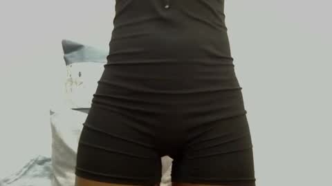 xxsexytalia28 online show from March 7, 7:05 pm