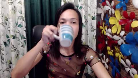 Ali online show from October 27, 3:49 pm