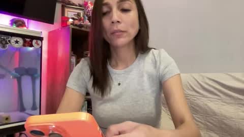 kisses online show from December 15, 11:09 pm