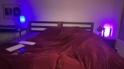 xxtremeinsertions online show from December 22, 2:28 am