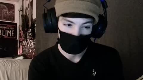 Snapshot of xxwhitefoxx chatting on March 3, 11:00 am David Fox online show from March 3, 11:00 am