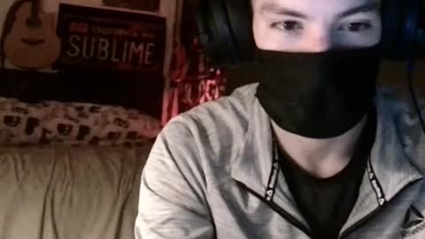 Snapshot of xxwhitefoxx chatting on March 11, 2:32 am David Fox online show from March 11, 2:32 am