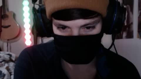 Snapshot of xxwhitefoxx chatting on September 19, 2:57 am David Fox online show from September 19, 2:57 am