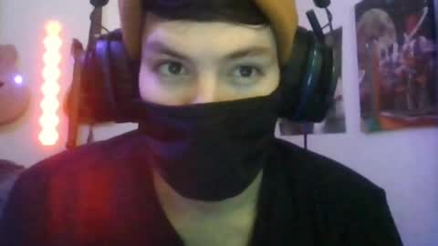 Snapshot of xxwhitefoxx chatting on September 21, 6:26 am David Fox online show from September 21, 6:26 am