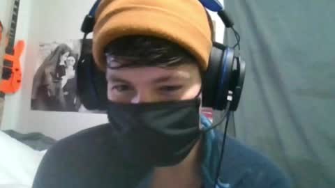 Snapshot of xxwhitefoxx chatting on September 23, 7:44 am David Fox online show from September 23, 7:44 am