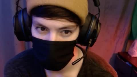 Snapshot of xxwhitefoxx chatting on October 10, 3:38 am David Fox online show from October 10, 3:38 am