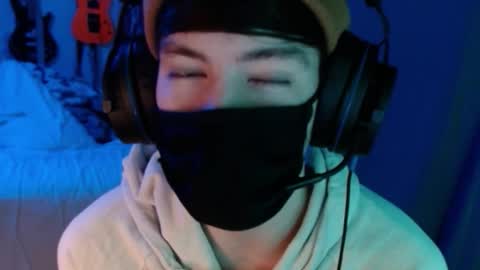 David Fox online show from November 11, 5:40 am