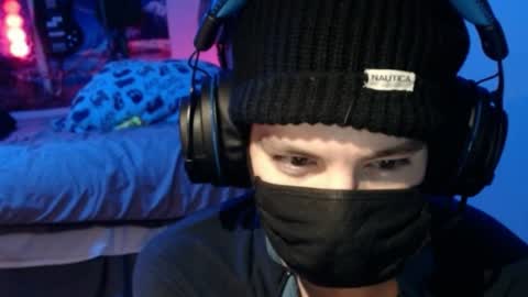 David Fox online show from April 1, 4:24 am