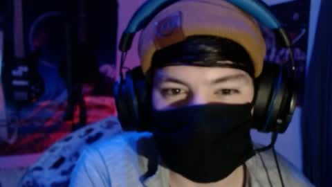 David Fox online show from April 6, 4:46 am