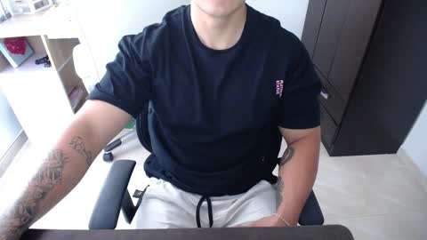 Snapshot of xxx_3d chatting on February 24, 6:36 pm xxx_3d online show from February 24, 6:36 pm