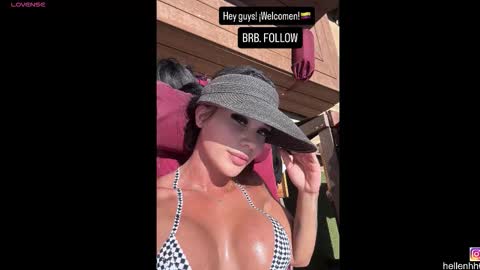 Miluu bronwx online show from December 18, 5:41 pm