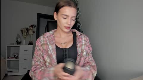 xxx_leila online show from January 27, 8:40 am