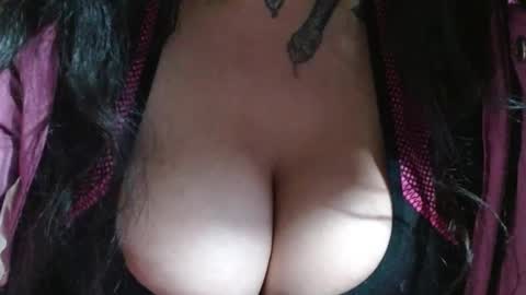 Snapshot of xxx_morena chatting on January 6, 2:14 pm   LILI  online show from January 6, 2:14 pm