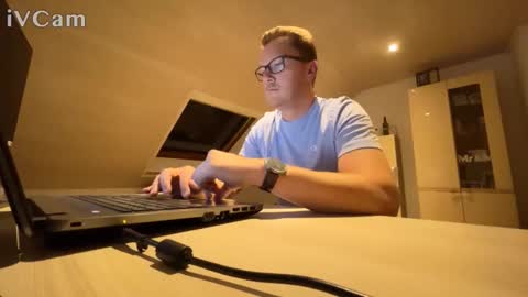 Snapshot of xxx_mystery1989_xxx chatting on September 12, 6:52 pm Alex online show from September 12, 6:52 pm