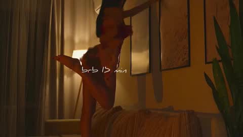 Molly online show from November 17, 12:55 pm