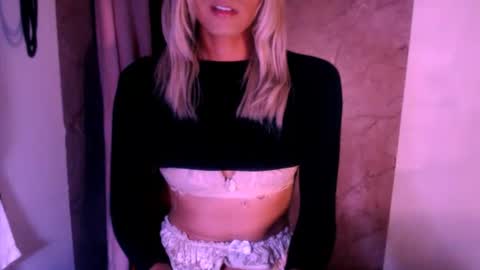 Chiara online show from June 5, 6:52 am