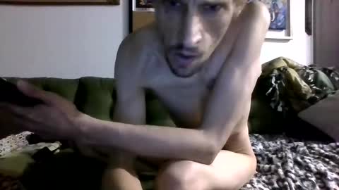 Snapshot of xxxboy23xo chatting on October 20, 6:52 pm xxxboy23xo online show from October 20, 6:52 pm