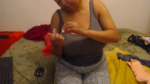 Ayanda online show from January 5, 5:27 pm