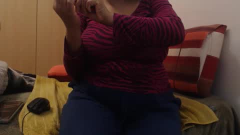 Snapshot of xxxbustybabe27x chatting on April 29, 11:14 am Ayanda online show from April 29, 11:14 am