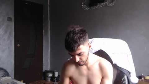 xxxdonpuiuuxxx online show from December 22, 7:27 am