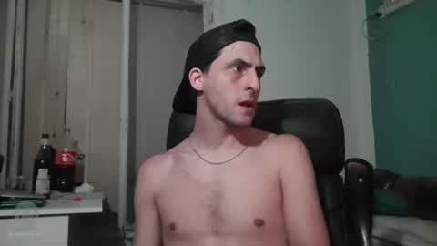 Snapshot of xxxfacu chatting on January 14, 5:40 am xxxfacu online show from January 14, 5:40 am