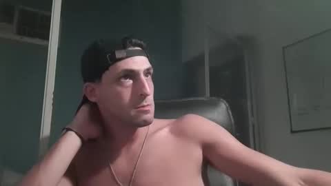 Snapshot of xxxfacu chatting on February 24, 4:21 am xxxfacu online show from February 24, 4:21 am