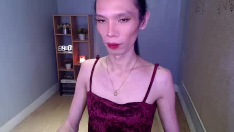 Snapshot of xxxfuckgirlyumsxxx chatting on February 17, 5:10 pm Your Princess Yums online show from February 17, 5:10 pm