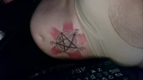 Snapshot of xxxgarterfreekxx chatting on April 3, 12:14 pm Silky Lingerie grrl online show from April 3, 12:14 pm