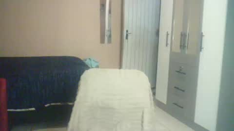 Snapshot of xxxgiantboobs chatting on January 3, 11:23 pm xxxgiantboobs online show from January 3, 11:23 pm