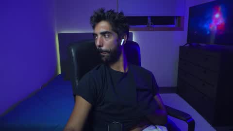 Snapshot of xxxhabibi chatting on October 5, 7:34 pm xxxhabibi online show from October 5, 7:34 pm