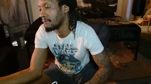 xxxjrstrokesxxx online show from October 31, 9:05 pm