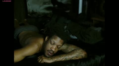 xxxjrstrokesxxx online show from November 18, 6:12 pm