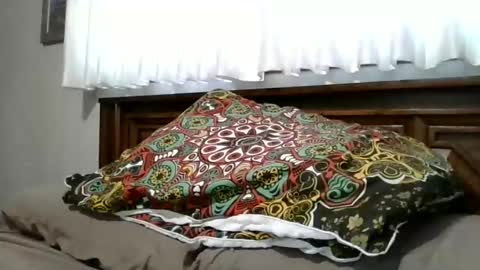 xxxloverloganxxx online show from June 4, 11:49 am