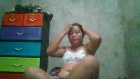 Snapshot of xxxnickxxx25 chatting on December 22, 6:10 am xxxnickxxx25 online show from December 22, 6:10 am