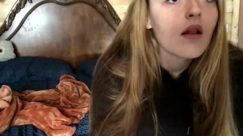 xxxsam_rosexxx online show from December 6, 3:00 pm