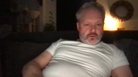 Snapshot of xxxxxdavexxxxx chatting on February 8, 10:02 pm xxxxxdavexxxxx online show from February 8, 10:02 pm