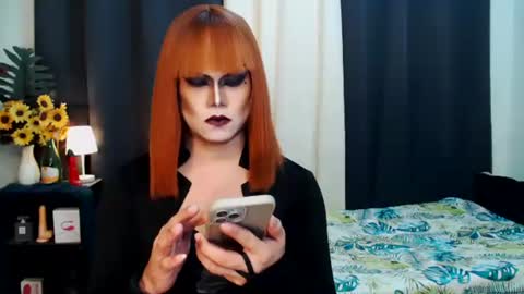 Snapshot of xyournightmarequeenx chatting on September 17, 2:08 pm QueenMarina online show from September 17, 2:08 pm