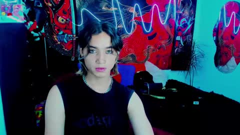 xzerox_ online show from October 9, 7:06 am