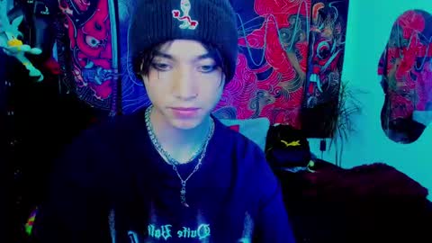 xzerox_ online show from October 23, 12:37 pm